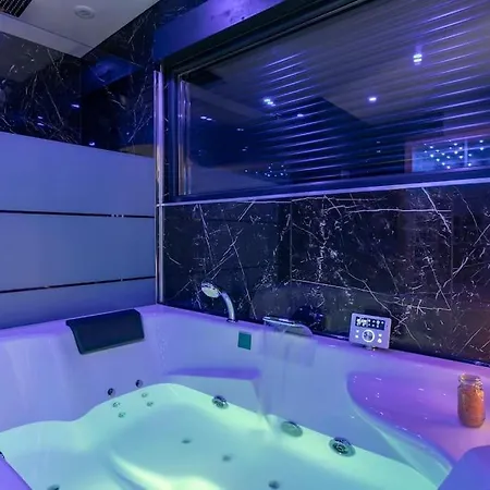 Sauna, Jacuzzi, Terrasse Et Parking Apartment *