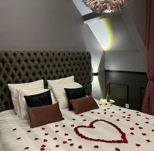 Sauna, Jacuzzi, Terrasse Et Parking Rouen